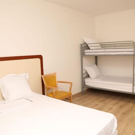 Hotel Le Privilege La Courneuve Exterior photo
